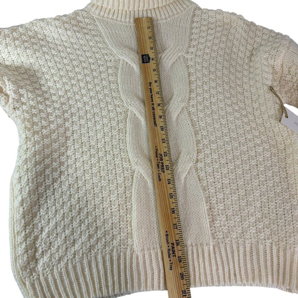 Woven Heart Cream Chunky Knit Turtleneck Sweater M NWT | Cable Sleeve Pullover - Picture 8 of 8